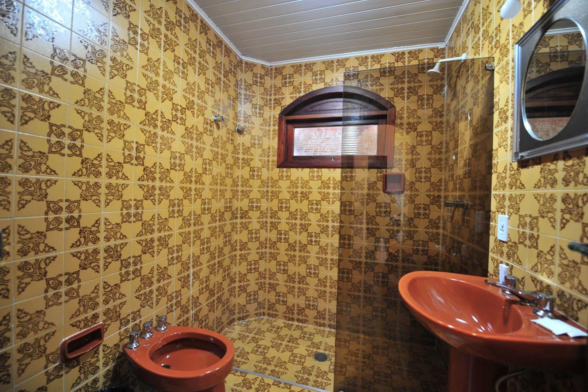 Pousada Villaggio Di Roma Campos do Jordão Екстериор снимка